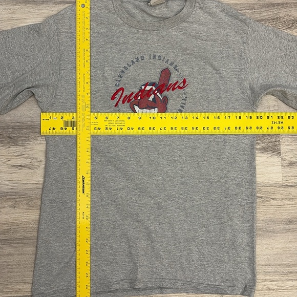 Vintage 2005 Lee Sport Gray Cleveland Indians MLB Logo Women's T-Shirt Size M - Picture 9 of 10